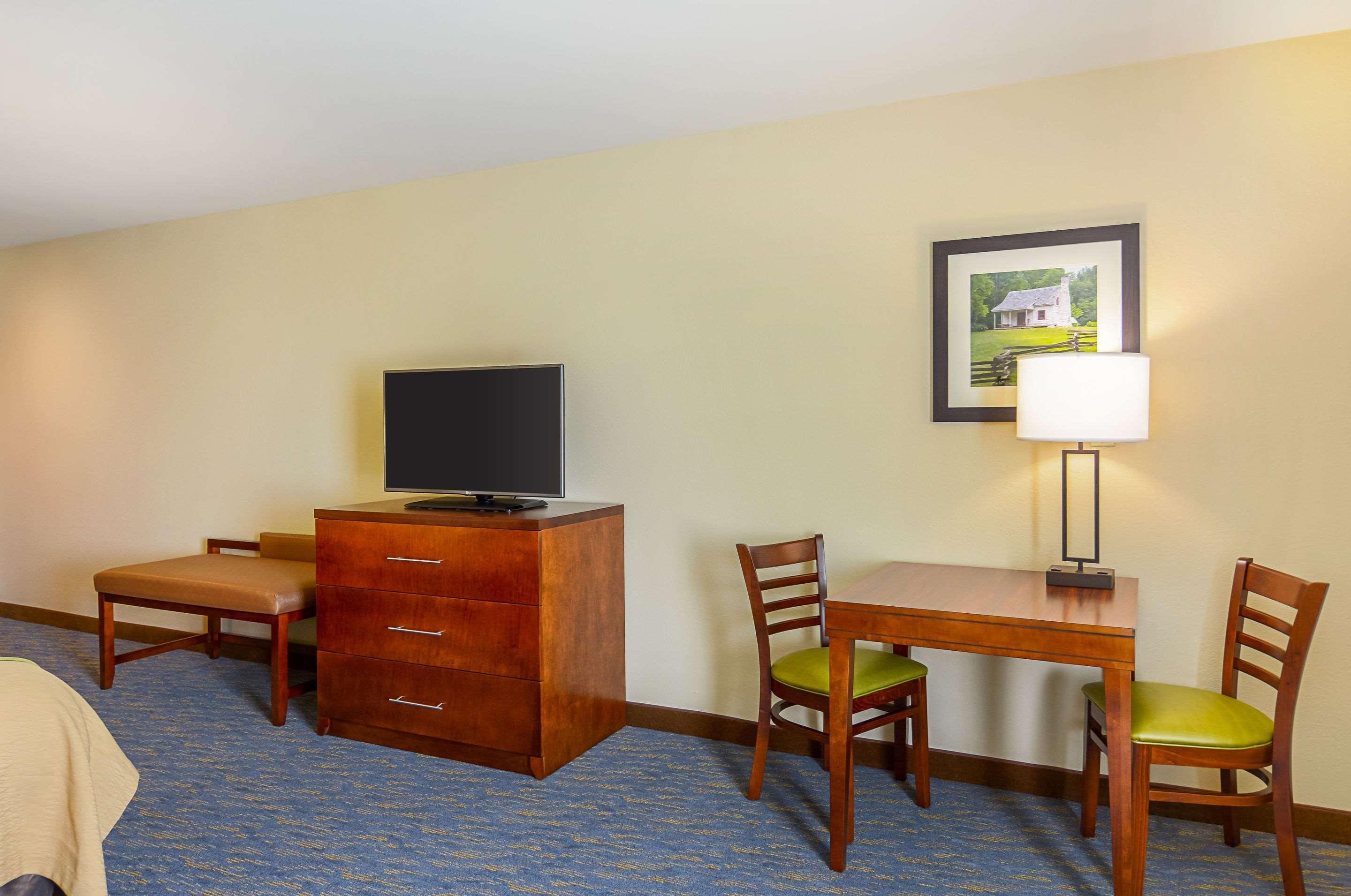 Comfort Inn Woodstock Shenandoah Exterior photo