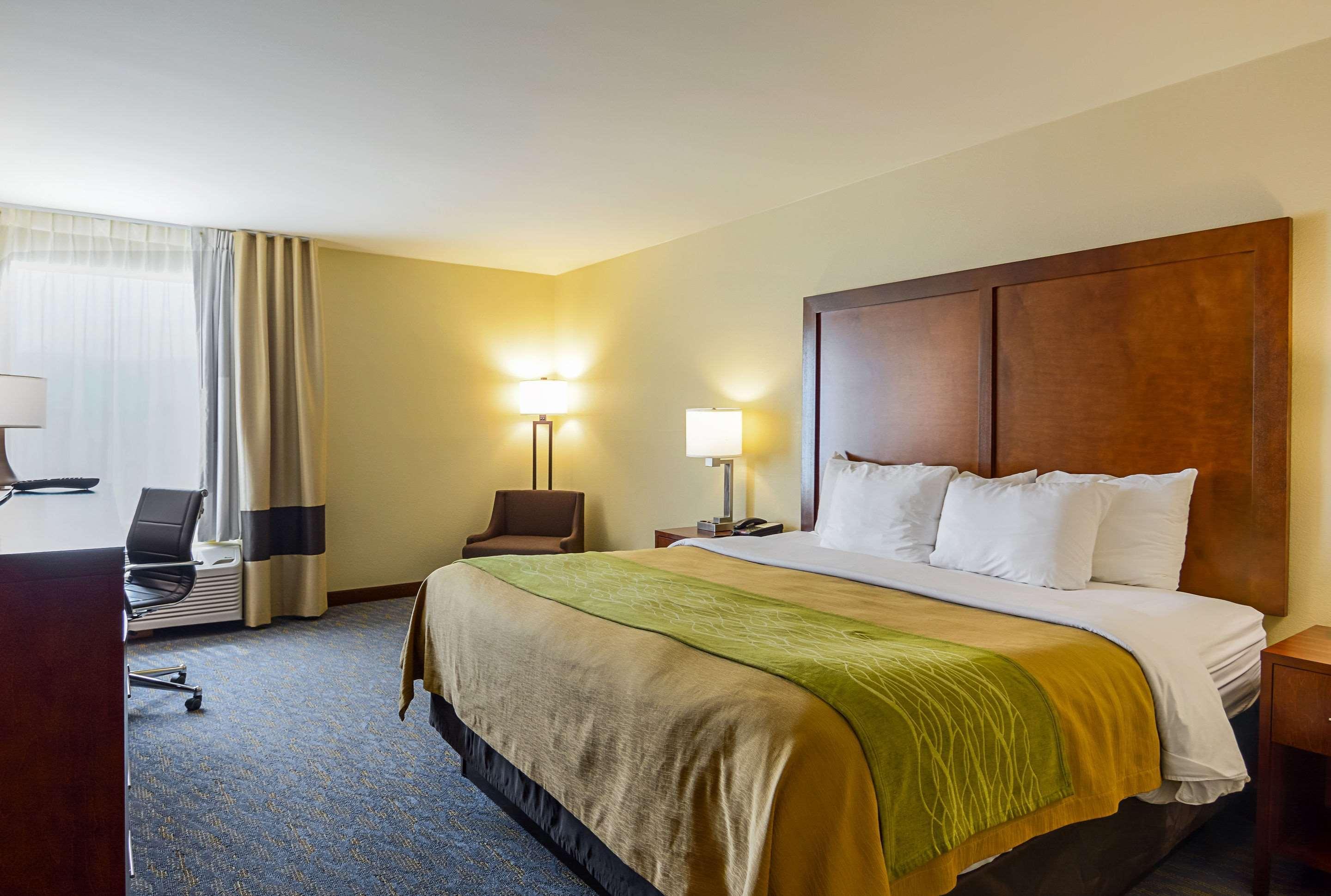 Comfort Inn Woodstock Shenandoah Exterior photo